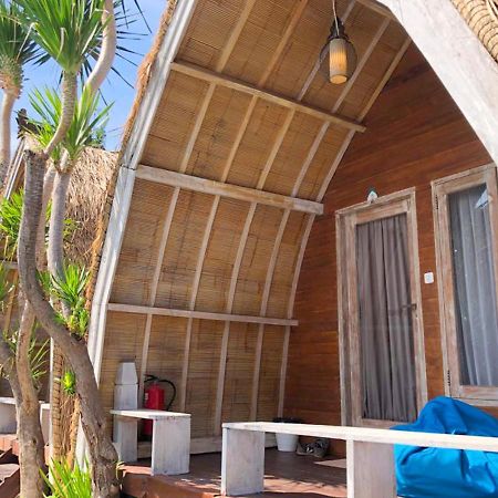 Paradesa Villa Gili Trawangan Luaran gambar